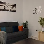 Apartment Angel *